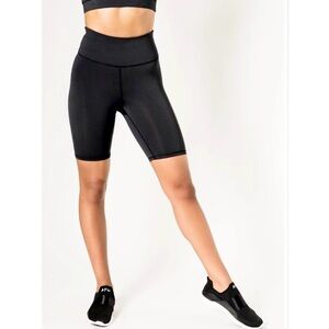 IVL Collective Black Biker Bike Shorts Hydrasculpt Collagen Size 8 High Waist